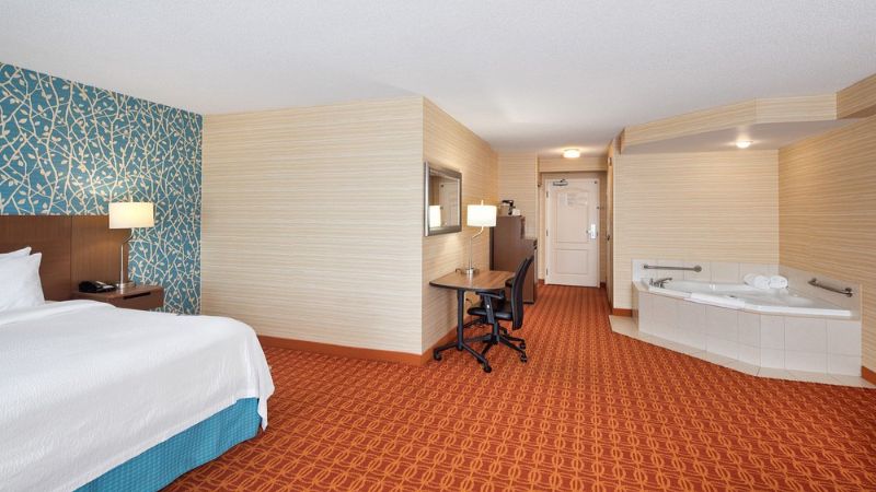 Fairfield Inn & Suites Toronto Airport