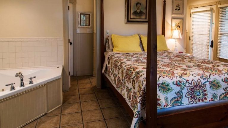 Hidden Springs Bed and Breakfast