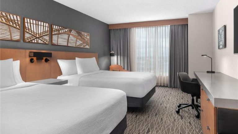 Hilton Garden Inn Toronto Airport