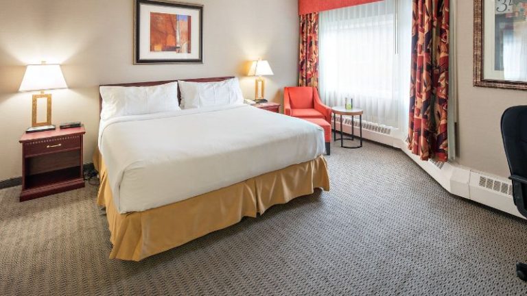 Holiday Inn Express Red Deer, an IHG Hotel