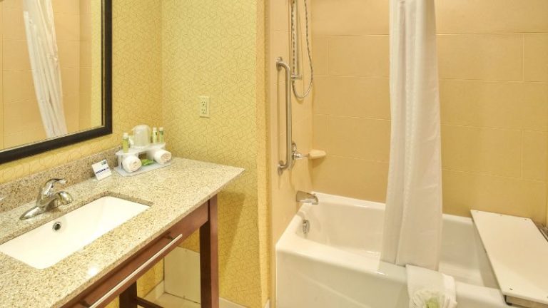 Holiday Inn Express & Suites Frankenmuth, an IHG Hotel
