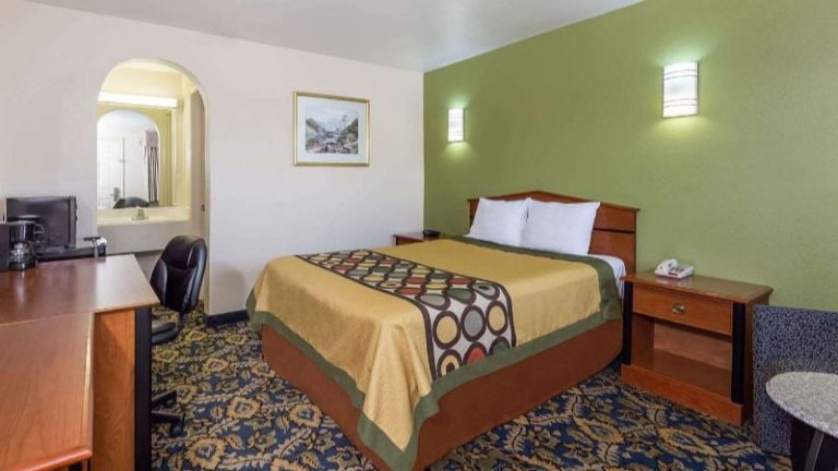Knights Inn Waco South