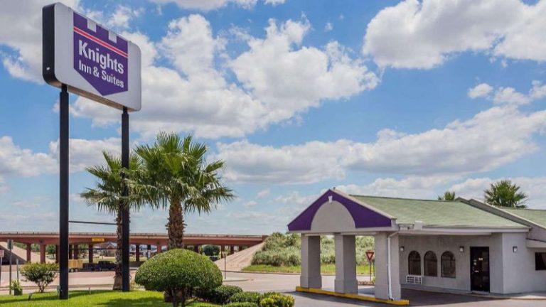 Knights Inn Waco South