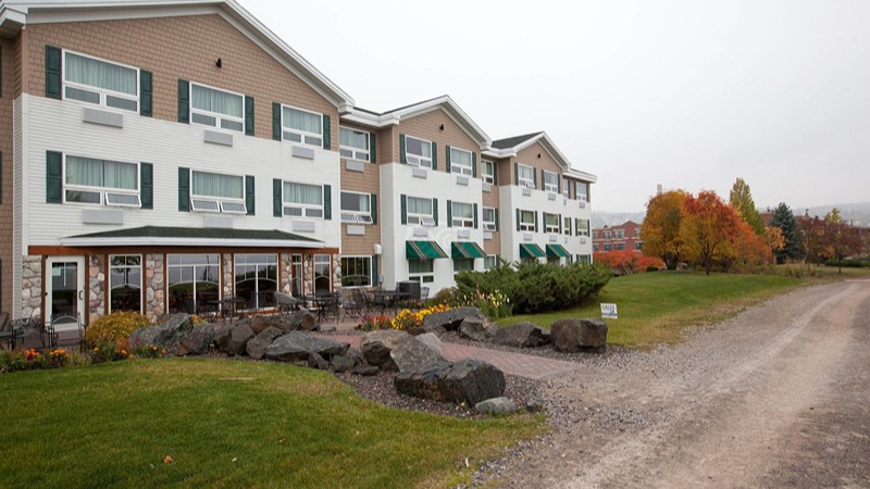 Lift Bridge Lodge, Ascend Hotel Collection, room with private jacuzzi, photo 7