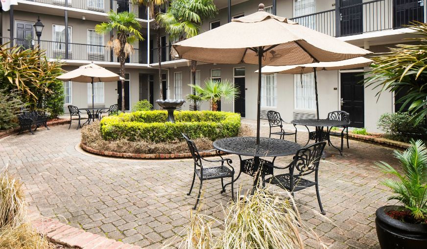 Maison Saint Charles by Hotel RL, room with private jacuzzi, photo 7