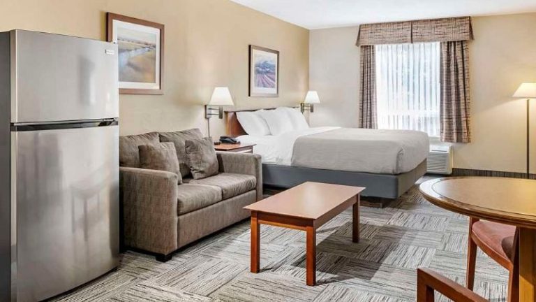 Quality Inn Airport