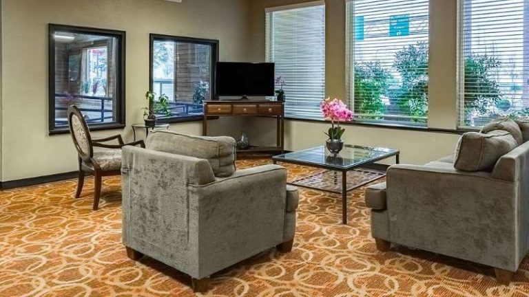 Quality Inn & Suites Vancouver North