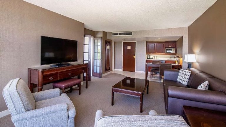 Red Deer Resort & Casino