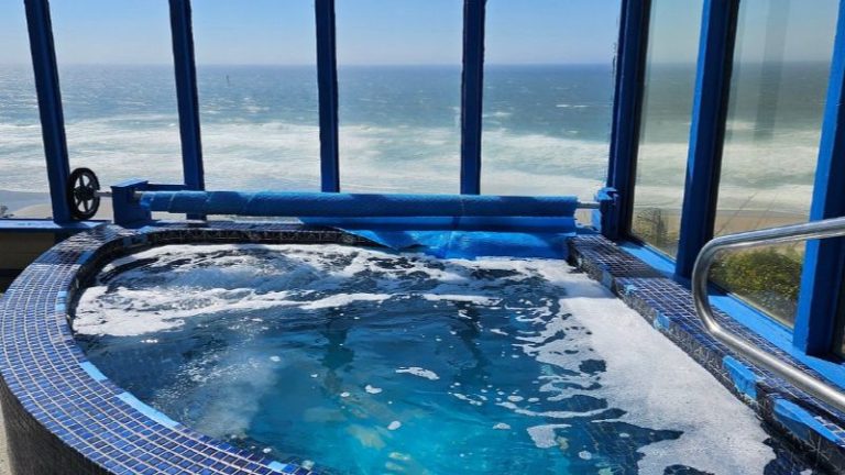 Seahorse Oceanfront Lodging