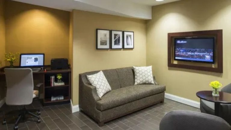 Sheraton Wilmington South Hotel