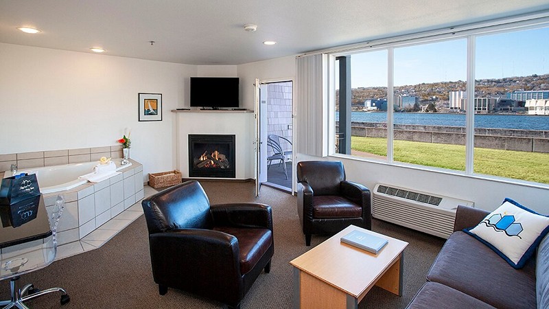 South Pier Inn, room with private jacuzzi, photo 5