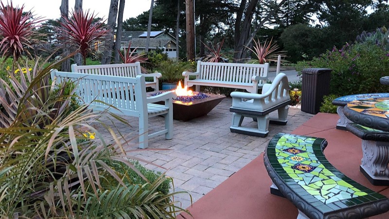 Sunset Inn Pacific Grove, room with private jacuzzi, photo 4