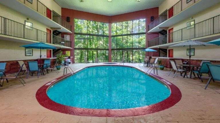 Super 8 by Wyndham Eureka Springs