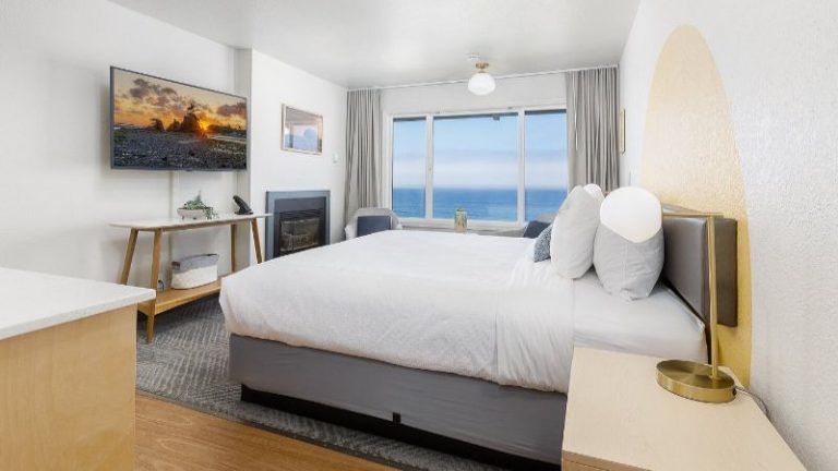 Surfland Hotel