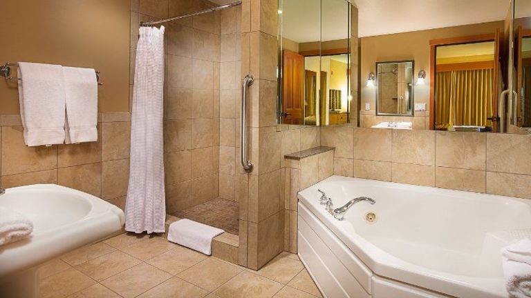 The Heathman Lodge