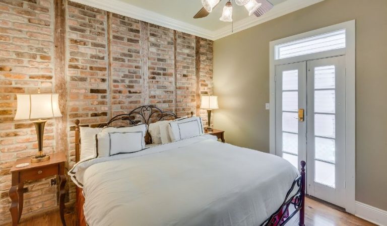 The New Orleans Jazz Quarters (name chnaged)