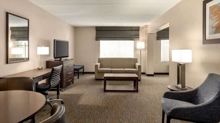 Wingate by Wyndham