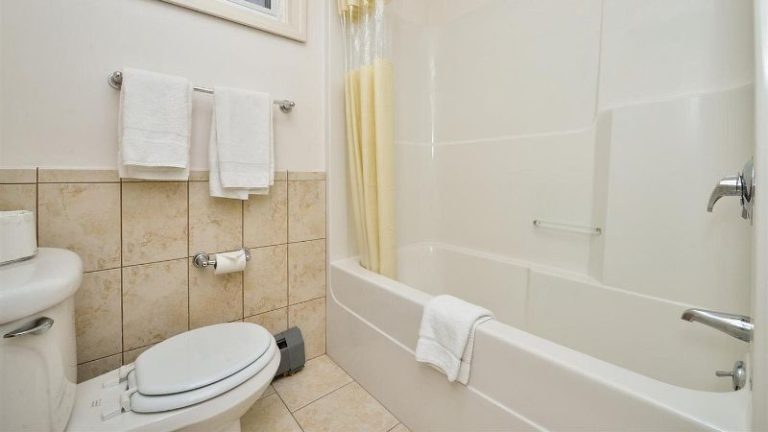 Americas Best Value Inn Providence North Scituate