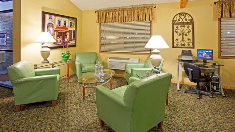 AmericInn by Wyndham Sioux Falls