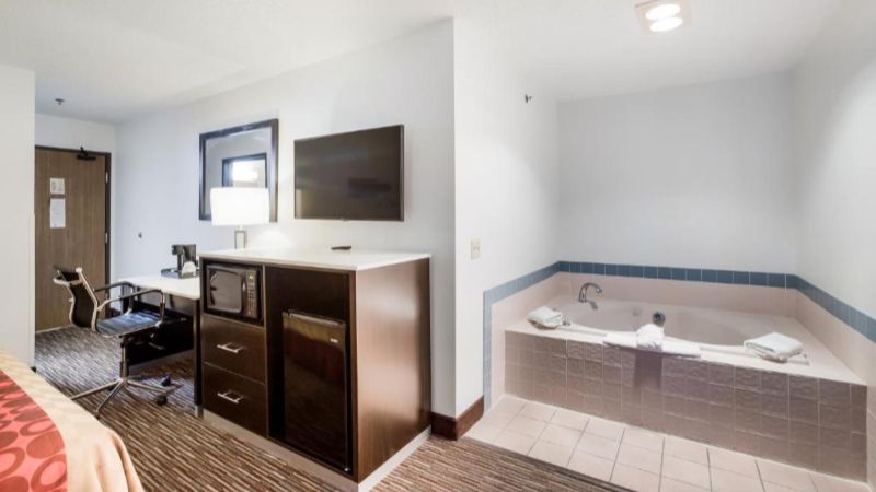 Americas Best Value Inn Charlotte, MI