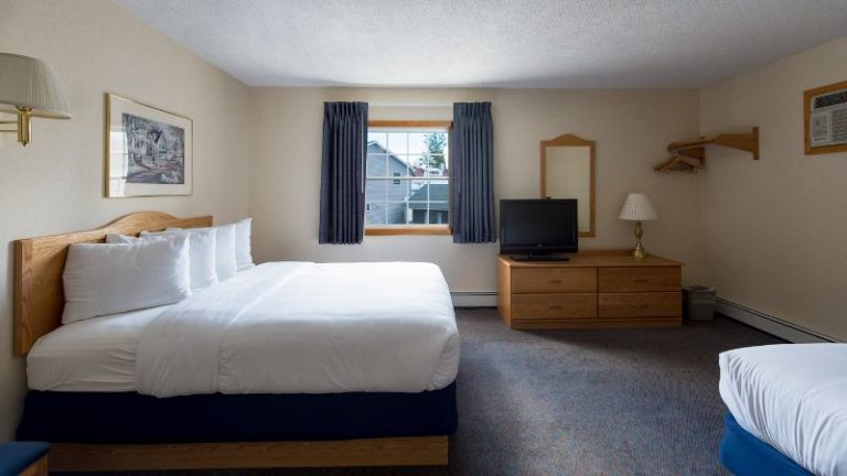 Adirondack Retreat Inn & Suites