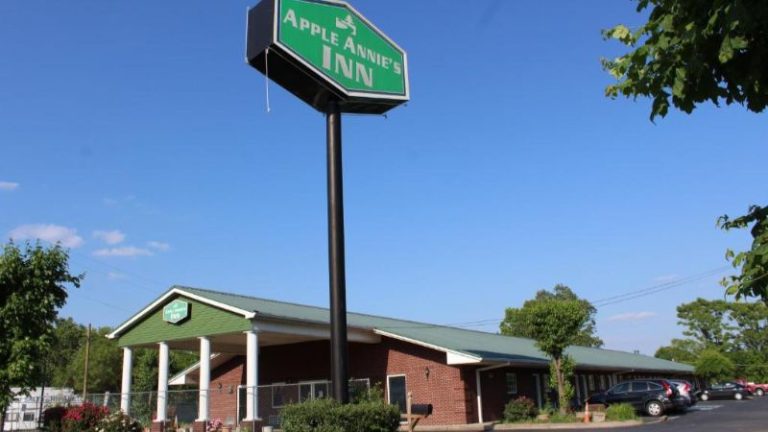 Apple Annie’s Inn