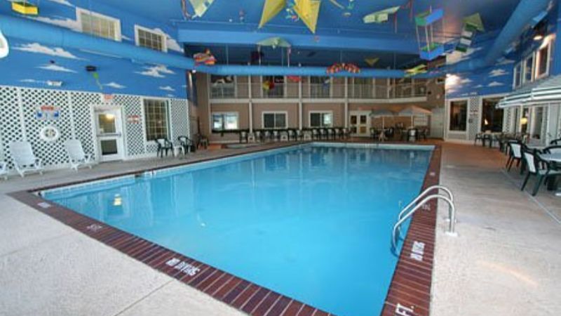 Bayshore Resort, room with private jacuzzi, photo 7