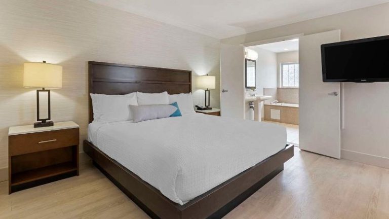 Best Western Plus All Suites Inn