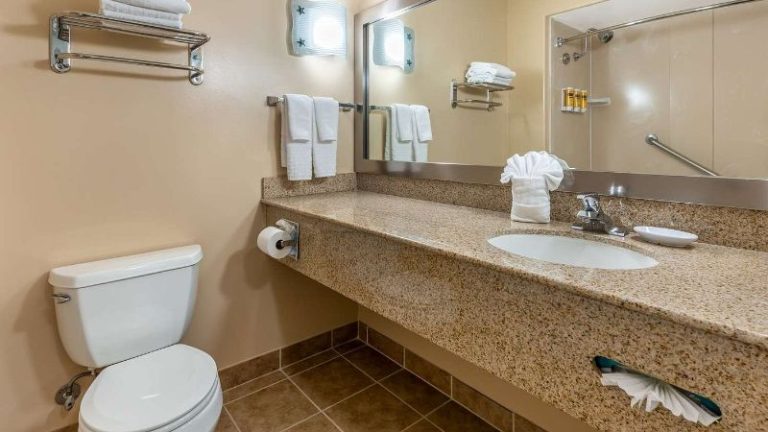 Best Western Plus Capitola By-The-Sea Inn & Suites