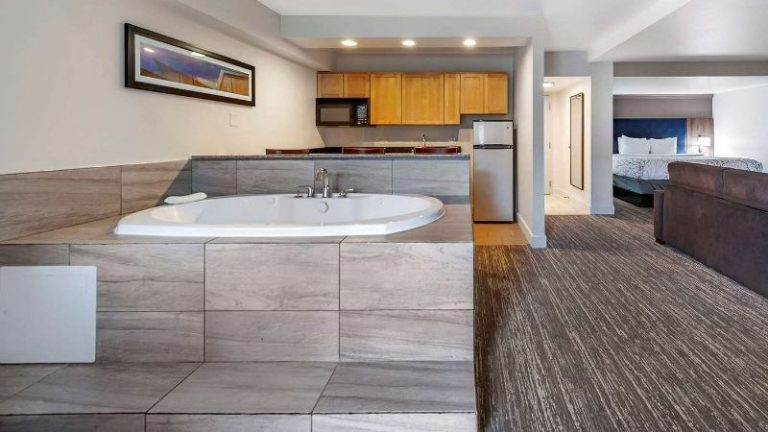Best Western Premier Denver East
