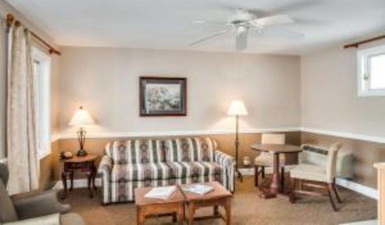 Boxwood Lodge