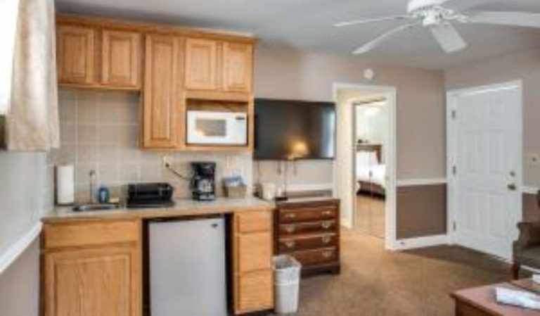 Boxwood Lodge