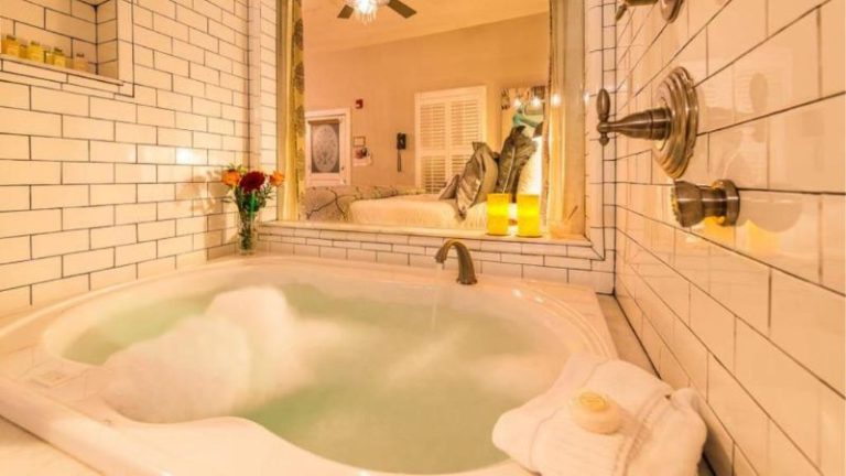 Carriage Way Inn Bed & Breakfast
