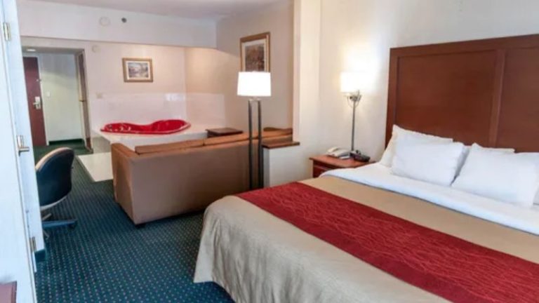 Comfort Inn & Suites
