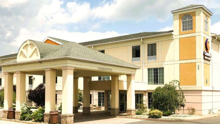 Comfort Inn & Suites