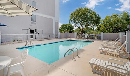 Comfort Suites Gastonia – Charlotte, room with private jacuzzi, photo 2
