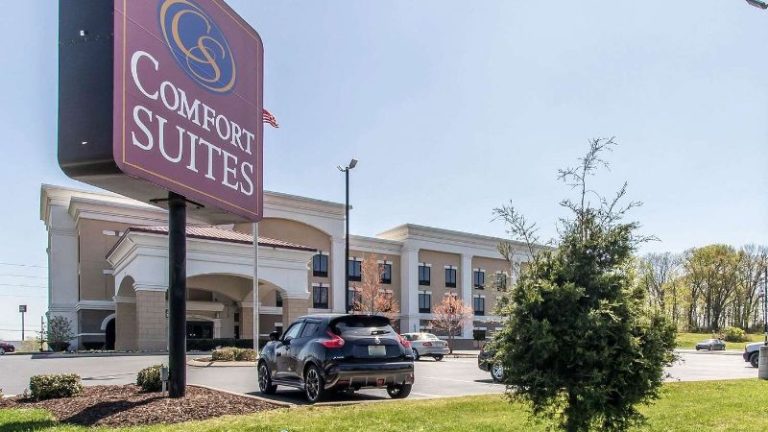 Comfort Suites Smyrna