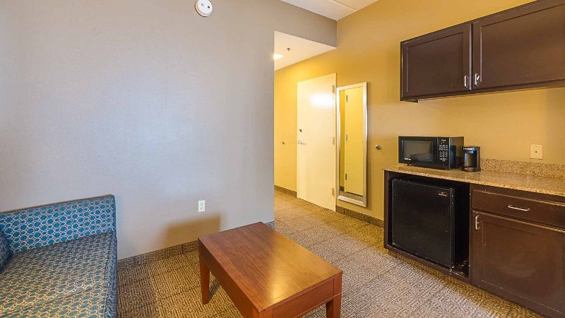 Comfort Suites Beachside, photo 6