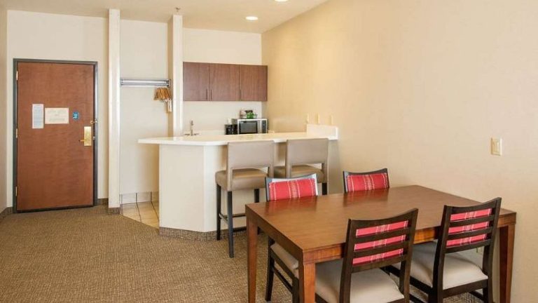 Comfort Suites Springfield RiverBend Medical
