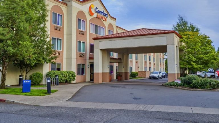 Comfort Suites Springfield RiverBend Medical