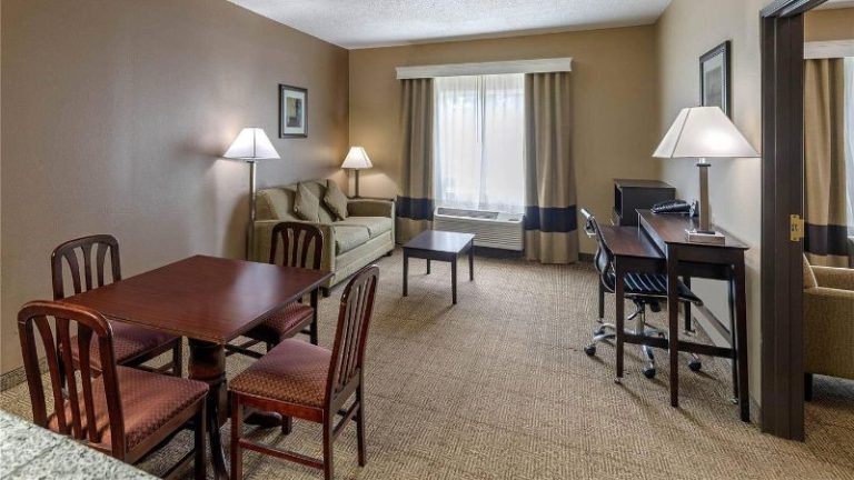 Comfort Suites The Colony – Plano West