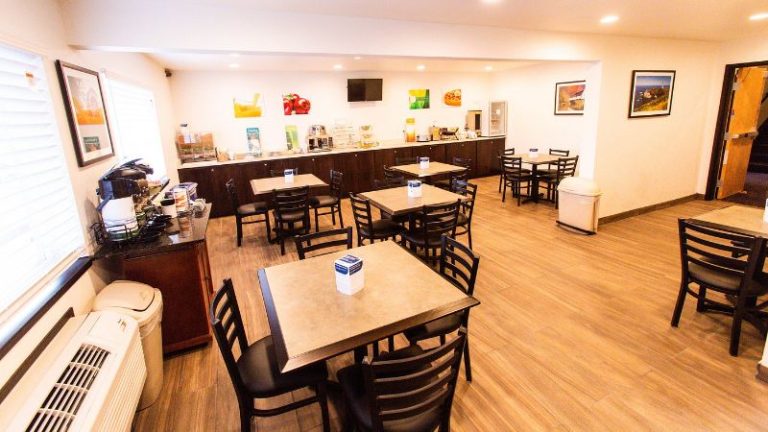 Cottage Grove Inn