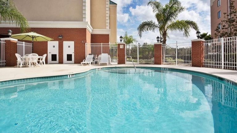 Country Inn & Suites by Radisson, Tampa/Brandon, FL