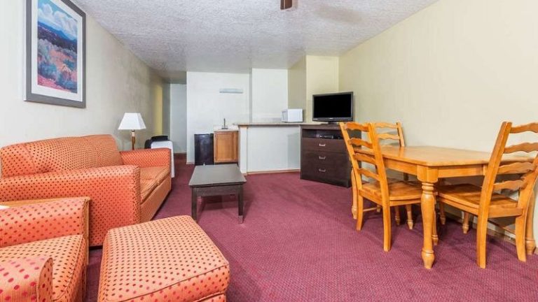 Days Inn by Wyndham Pueblo, Colorado