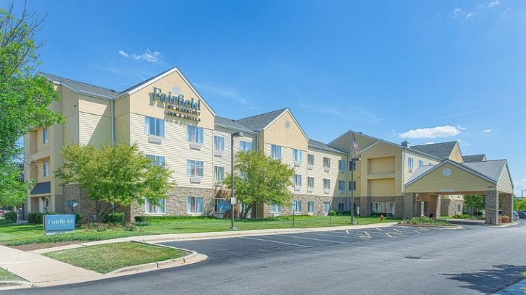 Fairfield Inn & Suites by Marriott Chicago Naperville