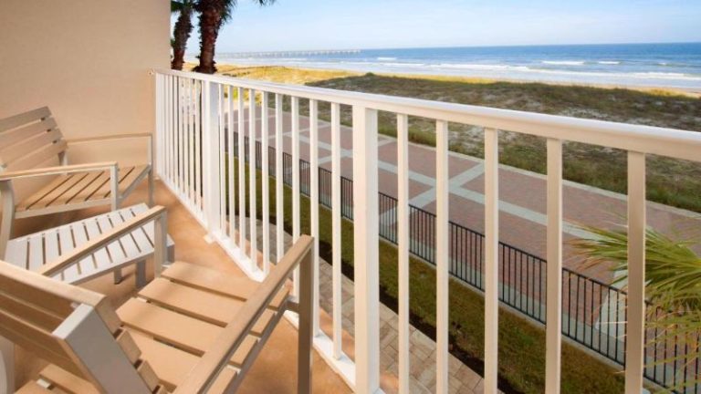 Four Points by Sheraton Jacksonville Beachfront