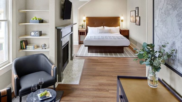 Gosby House Inn – A Four Sisters Inn