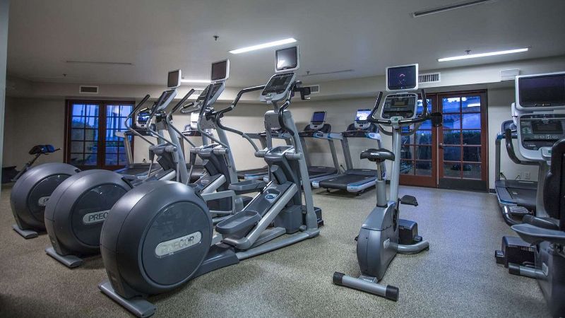 Hilton Santa Barbara Beachfront Resort, room with private jacuzzi, photo 7