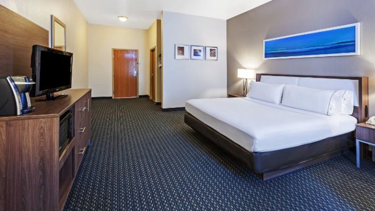 Holiday Inn Express & Suites Pharr, an IHG Hotel