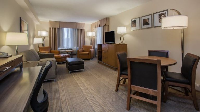 Holiday Inn Saratoga Springs, an IHG Hotel